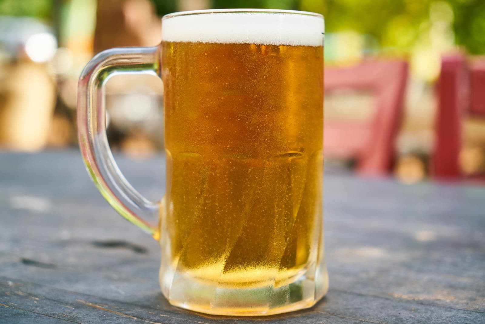Mască cu bere pentru păr: nu crește firul. Spumă, alcool, vitamine B